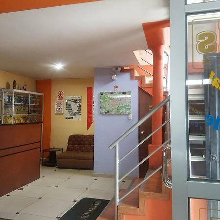 Hostal Los Pinos Huancayo Buitenkant foto