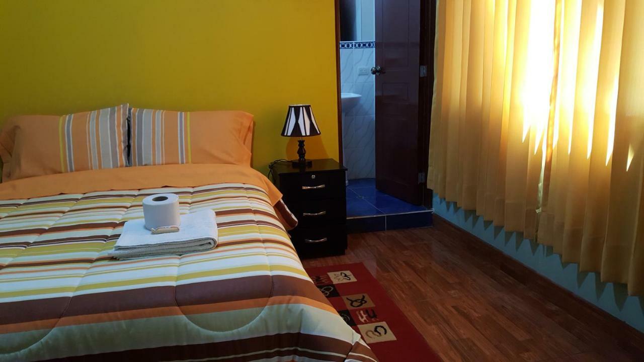 Hostal Los Pinos Huancayo Buitenkant foto